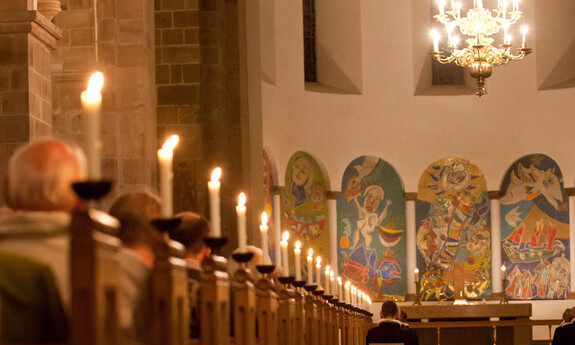 Billede af kirkebænke i Ribe Domkirke